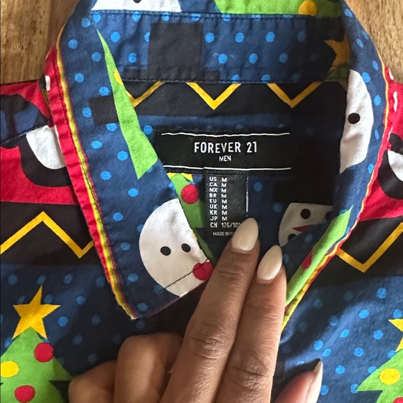 Festive Christmas Patterned Men's Shirt - Picture 4 of 5